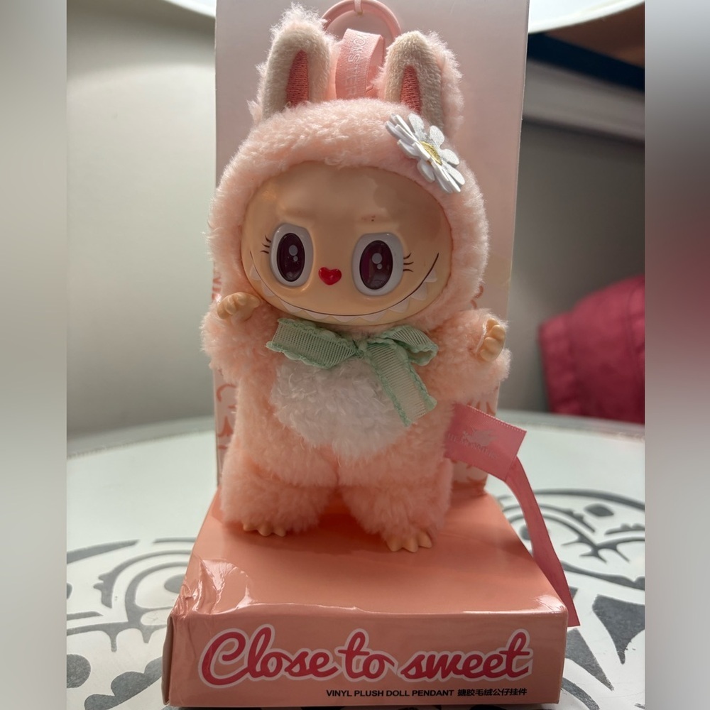 Rare Pop Mart Mokoko Close to Sweet Labubu Pop Land Exclusive Authentic NEW